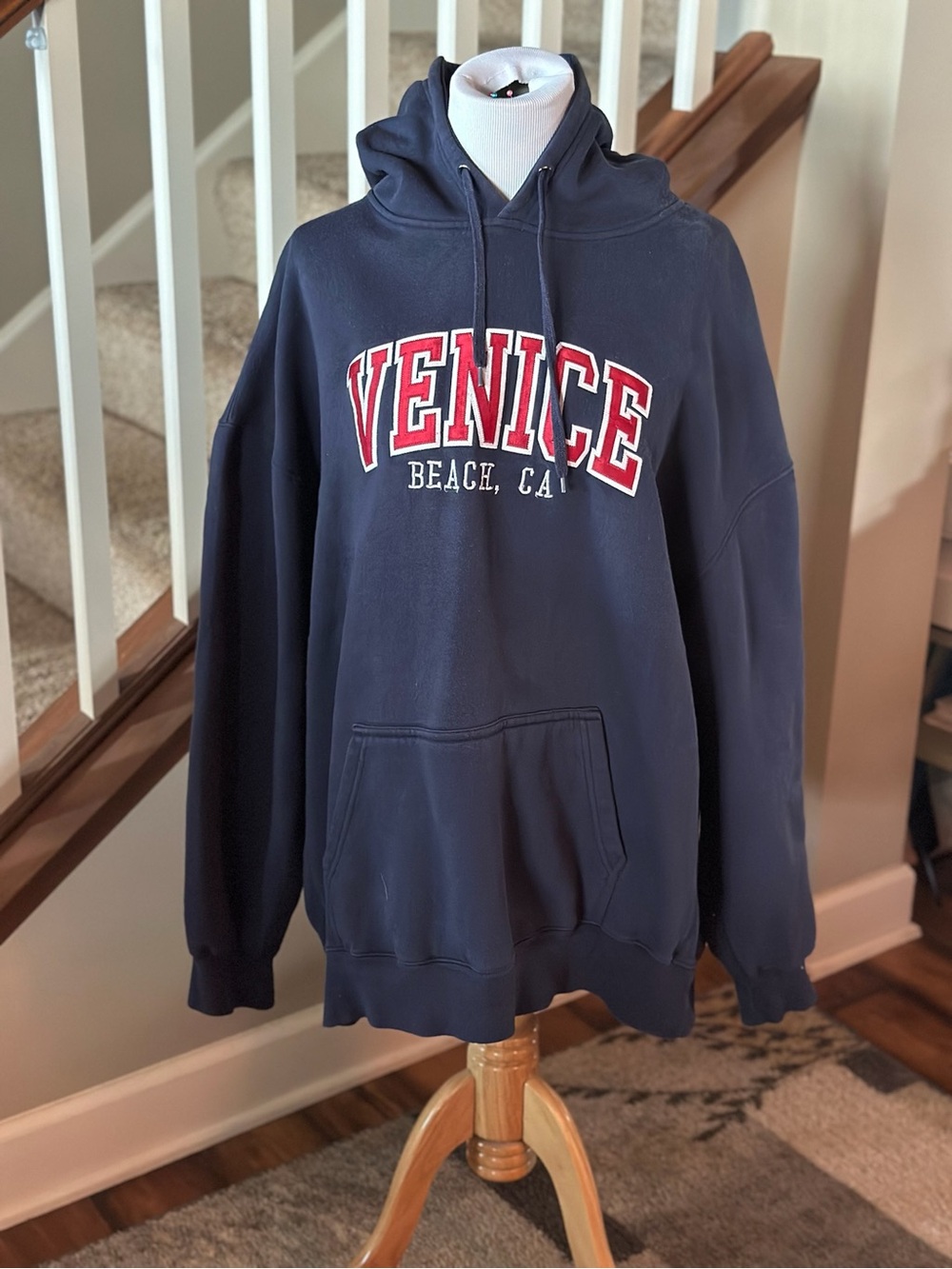 Venice Beach Navy Hoodie Sweatshirt - Classic Pullover - D1022